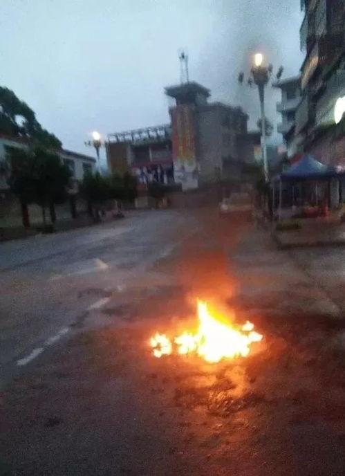 武夷山街头爆料案件视频,视频揭秘事件真相 第3张 武夷山街头爆料案件视频,视频揭秘事件真相 第3张